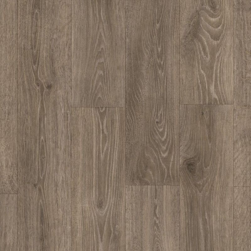 Full plank view of Quick-Step Majestic Woodland Oak Brown laminate flooring showing natural wood pattern and color variation
