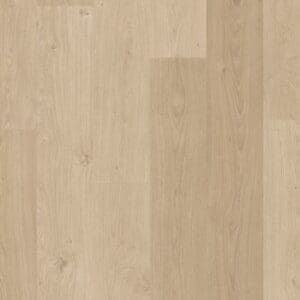 Full plank view of Quick-Step Alpha Blos Coast Oak Sand showing the complete wood pattern and plank layout